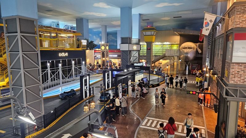 Busan KidZania Job Experience Theme Park Discount Ticket - Language, queues, and the best time to visit