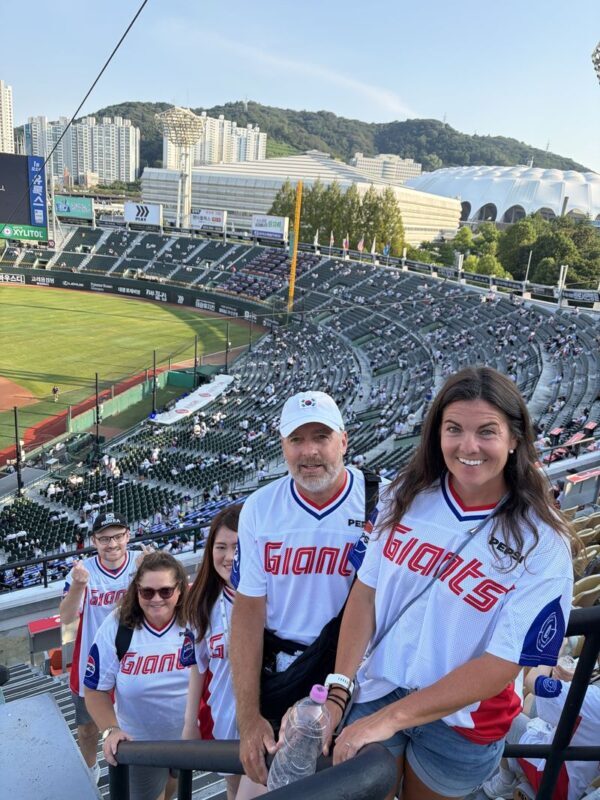 Busan: Lotte Giants Baseball Game Experience & Pre-Game Meal - What to expect at Sajik Stadium