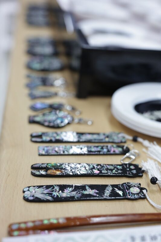 Busan Mother-of-Pearl Craft Class with Tea ceremony - Who will enjoy this workshop