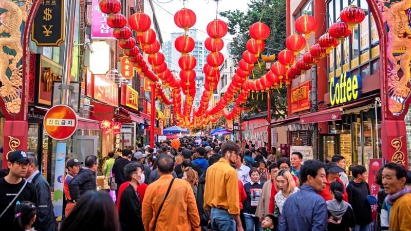Busan Museum of Movies & Huinnyeoul Culture Village One-day Cultural & Movie Tour - Is $80.95 a fair starting price?