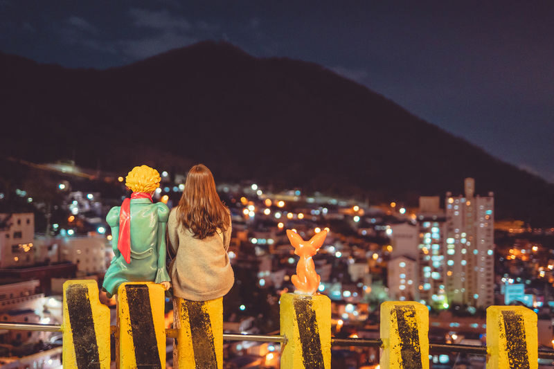 Busan Night Small Group Photo Tour - Songdo Skywalk at 8:50 p.m.