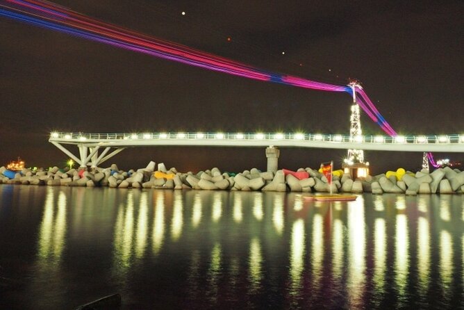 Busan Night Tour : Eats, Skywalk, Quiet Village, Mountain Views. - Walking on the Busan Skywalk