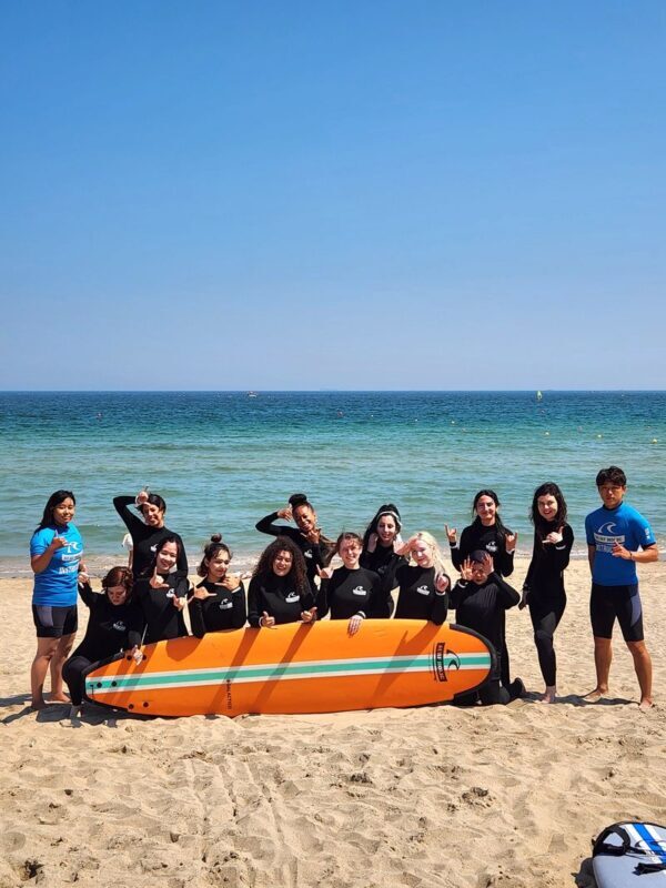 Busan Songjeong Surfing Lesson by Surfholic - Showers, changing space, and a café with sea views