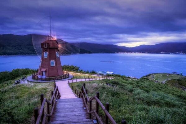 Busan to Geoje: Seascapes & Windy Hills Tour - Historical Insights