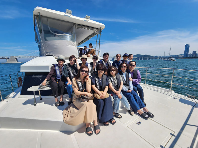 Busan YACHTPIA Yacht Tour: Haeundae Sunset & Gwangan Bridge Cruise - Practical booking advice