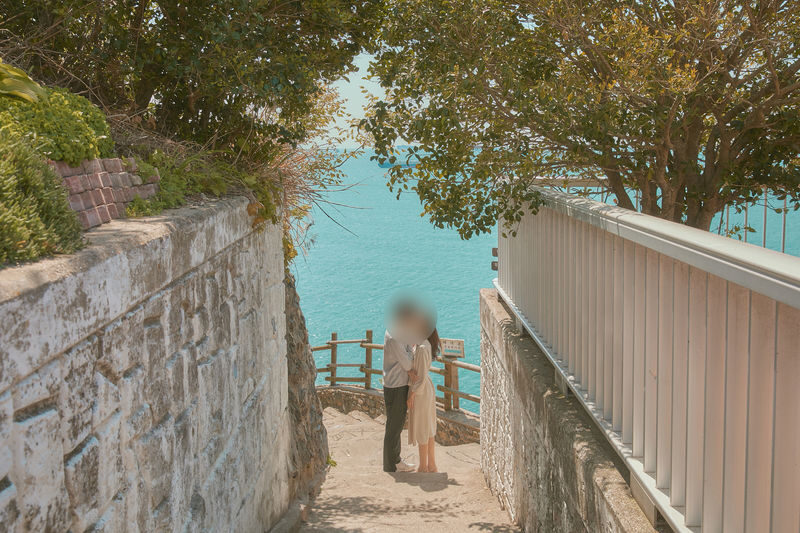 Busan Yeongdo Huinnyeoul Village Fairytale Photo Shoot - Huinnyeoul-gil, where the village meets the sea