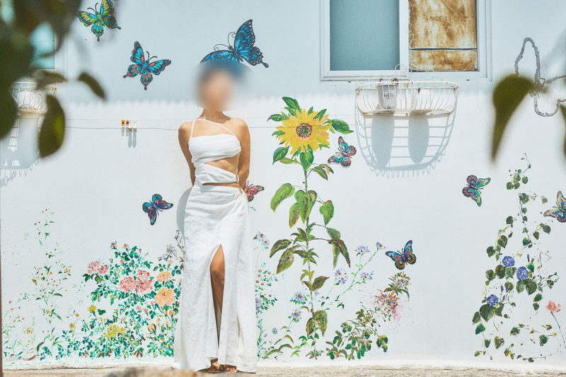 Busan Yeongdo Huinnyeoul Village Fairytale Photo Shoot - A short walk with a clear purpose
