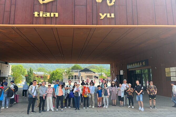 BusDa-Mutianyu Great Wall & Summer Palace Full-Day Group Tour - Good To Know