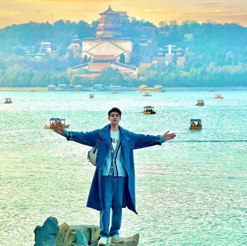 Busda: Summer Palace Bus/Private Afternoon Tour - The Guided Experience: Knowledgeable Guides Matter