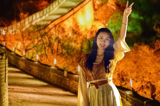 BusDa-Sunset Glow at Badaling Great Wall Night Bus Tour w/ Ticket - Who is This Tour Best Suited For?  