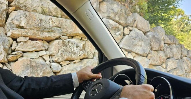 Business Class Transfer From Nice Airport to Ramatuelle - Booking Process