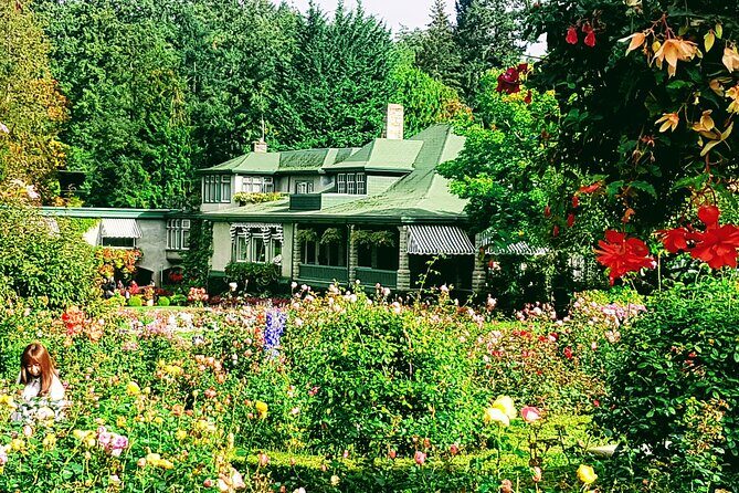 Butchart Gardens and City Highlights Private tour - Starting at Fishermans Wharf