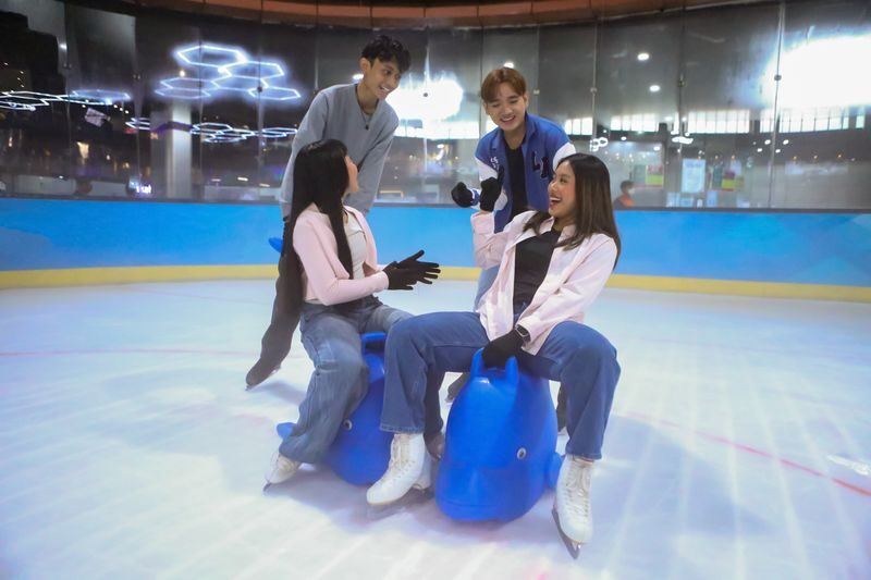 BX Ice Rink Ticket in Tangerang Selatan - Pick your ticket day with care
