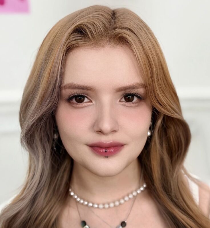 by B. makeup Seoul: Authentic K-Pop Idol & Daily Styling Experience - A personal Korean beauty session, not a group demo