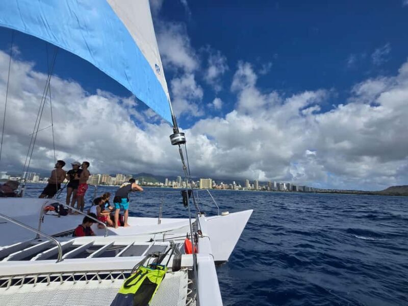 BYOB Weekend Sightseeing Sail towards Diamond Head - In-Depth Breakdown: Why This Tour Stands Out