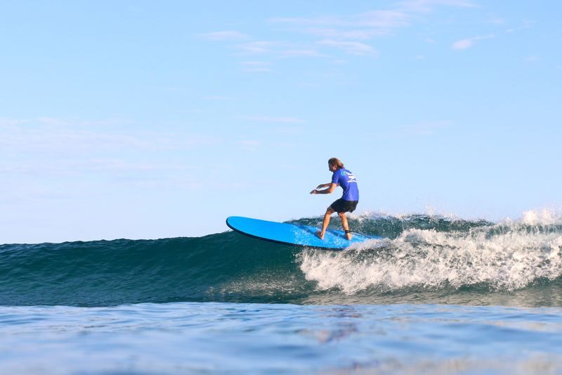 Byron Bay Surf Lesson - What the price includes, and what it does not
