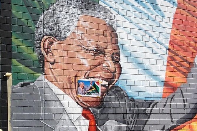 Cab Tour Belfast Famous Taxi Private 2hr Adventure Mural,History - Itinerary Details