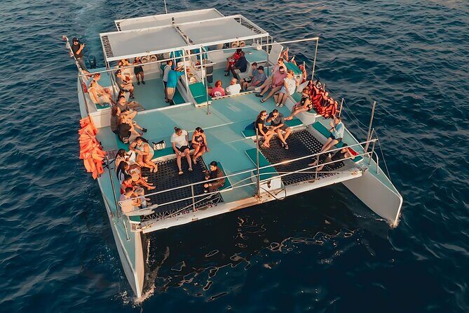 Cabo Catamaran Tour: Snorkeling & Unlimited Drinks Included - Authentic Experiences from Reviews