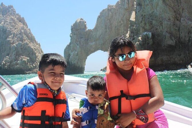 Cabo Glass-Bottom Boat  Arch, Marine Life & Scenic Views - FAQs