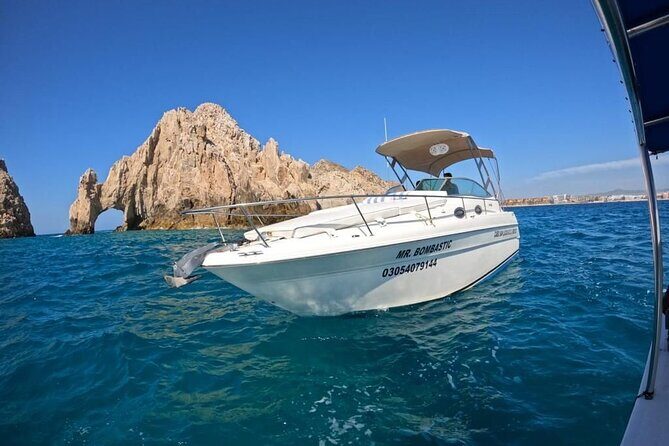 Cabo Private Yacht Cruise with Snorkeling and Swim Stop - What to Expect on the Cabo Private Yacht Cruise