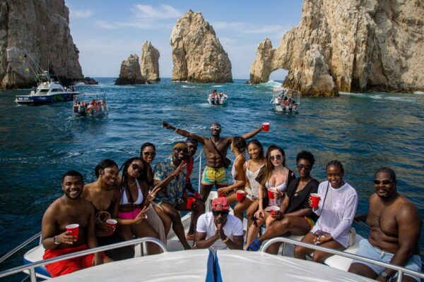 Cabo San Lucas: Bachelor Party on a Yacht - Group Experiences in Cabo