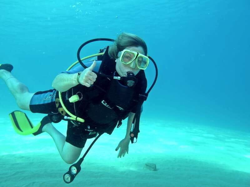 Cabo San Lucas: Beginners Diving Experience w/ Water & Snack - FAQs