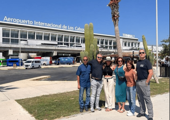 Cabo San Lucas: CHAUFFEUR Service - Chauffeur Services