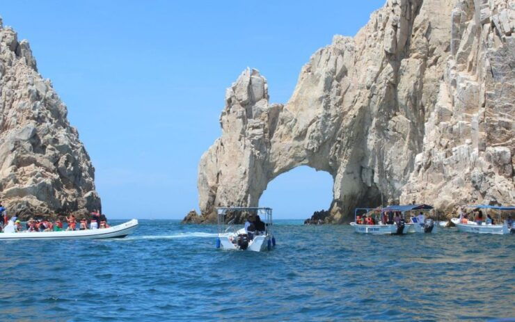Cabo San Lucas: City Sightseeing, Beach Day and Boat Tour - Sightseeing Experience
