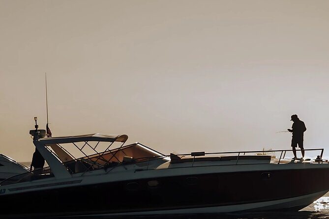 Cabo San Lucas Luxury Yacht to El Arco with Snorkeling Stop - Who Will Love This Tour?