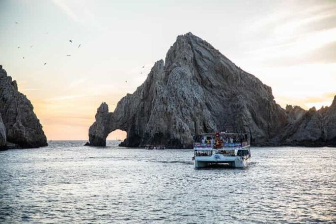 Cabo San Lucas: Snorkel Fun Cruise & Breakfast - Knowledgeable Guide