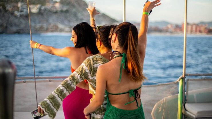 Cabo San Lucas: Sunset Party Cruise With Open Bar - Experience Highlights