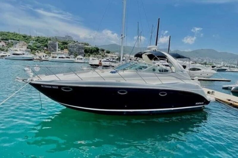 Cabo: Sunset Arch Yacht Tour - Dinner & Drinks up to 18 ppl - The Iconic Cabo Arch and Lovers Beach