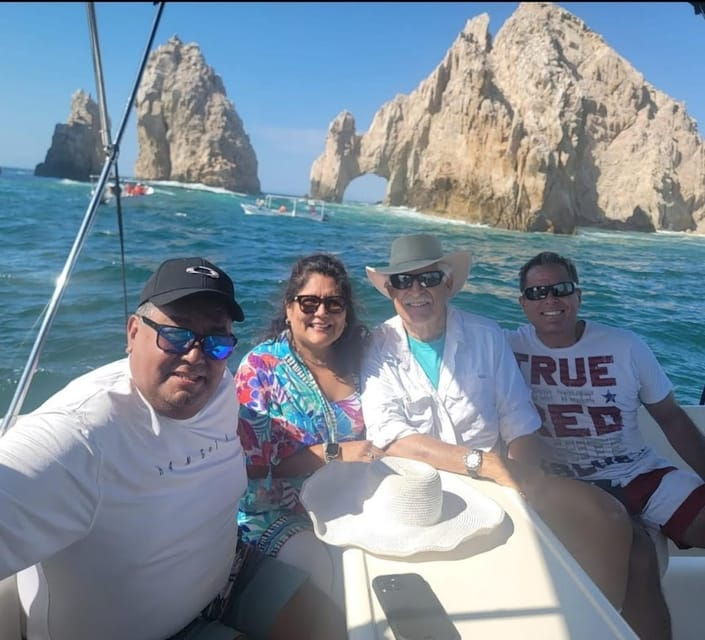 Cabos Private Yacht Tour, Water Activities, Lunch & Drinks - Itinerary and Activities