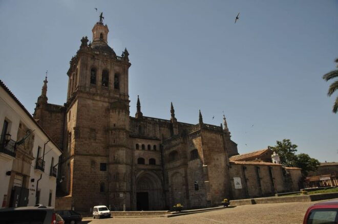 Cáceres: City Highlights Walking Tour With Local Guide - Inclusions and Exclusions