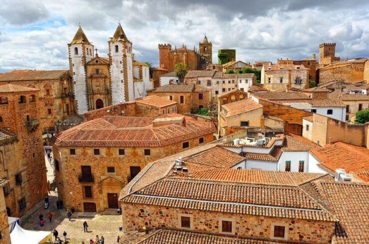 Cáceres: Guided City Highlights Walking Tour - Tour Details
