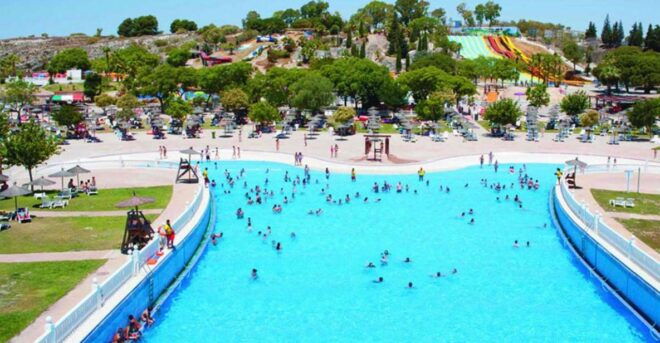 Cádiz: Aqualand Bahía De Cádiz Entry Ticket - Meeting Point