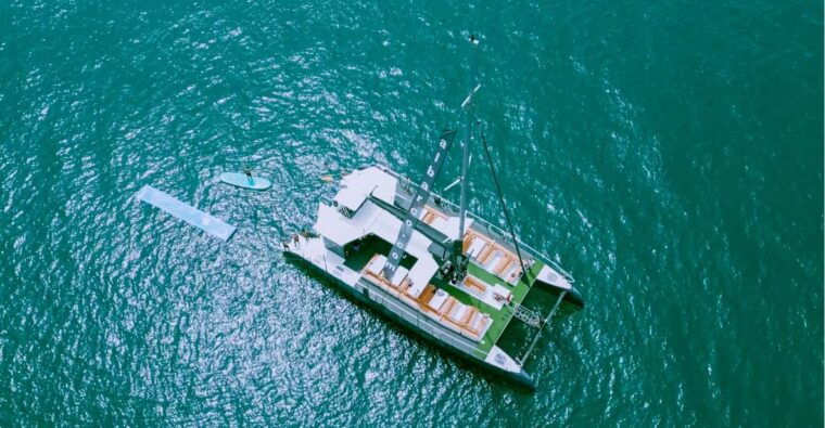 Cadiz Capital: Catamaran Experience With a Swim and Lunch - Culinary Delight: Lunch on the Catamaran