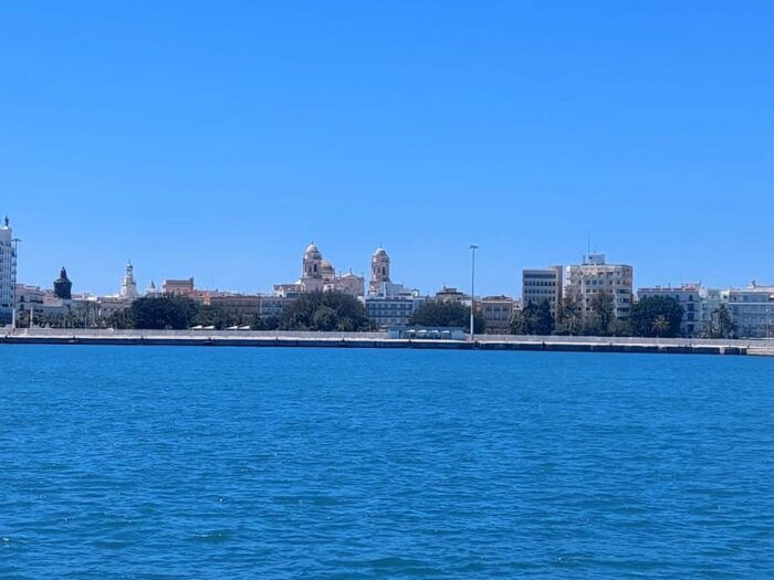 Cadiz Capital: Catamaran Experience With a Swim and Lunch - Meeting Point and Boarding Logistics
