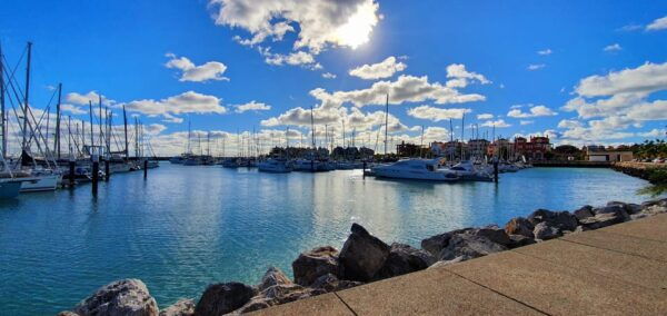 Cadiz: Exclusive Yacht Excursion to La Caleta or Pepa Bridge - Frequently Asked Questions