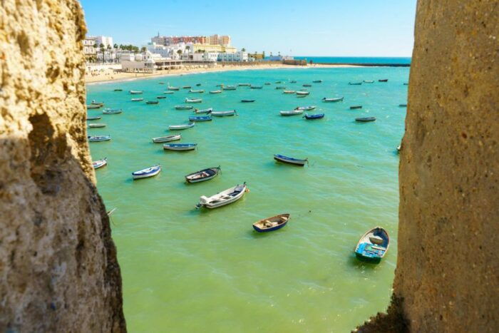 Cadiz in 1 Day: Walking Tour With Digital Guide - Tips for a Successful Tour