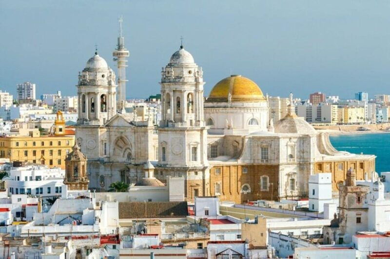 Cadiz: Must-See Highlights Walking Tour - Good To Know