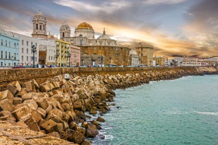 Cádiz: Mysteries and Legends Walking Tour With Souvenir - Experience Highlights