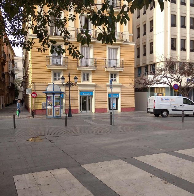 Cádiz: Self-Guided Audio Smartphone App Tour - Important Information