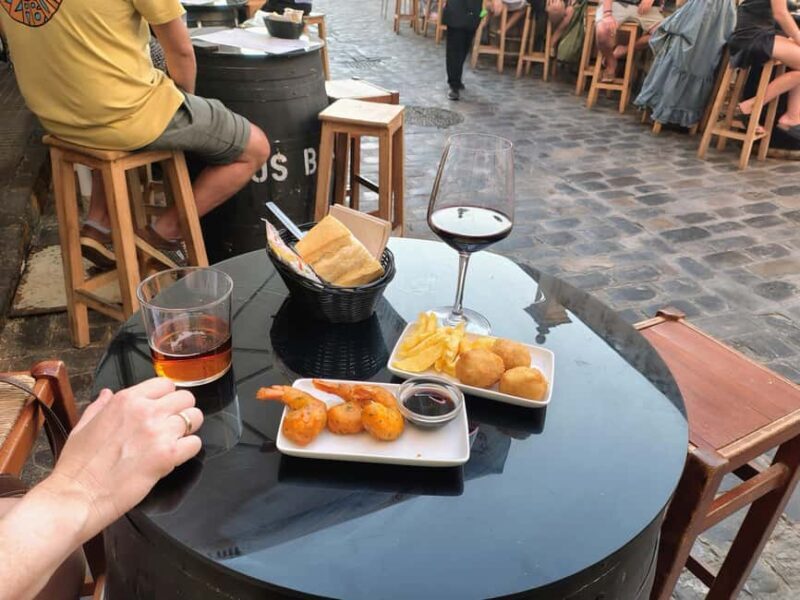 Cadiz Walking Tour: History & Tapas with a Local Guide - Good To Know