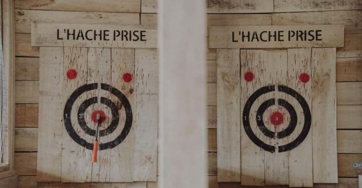 Caen: Axe Throwing - Booking and Cancellation
