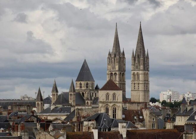 Caen: Guided Tour of Caen and Bayeux - Historical Significance of Caen