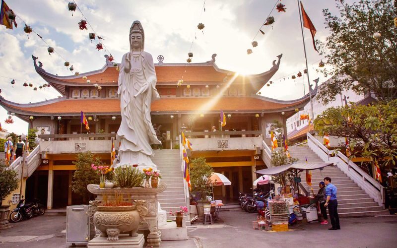 Cafe Hopping Half-Day Tour in Ho Chi Minh - Who will get the most from this half-day route?