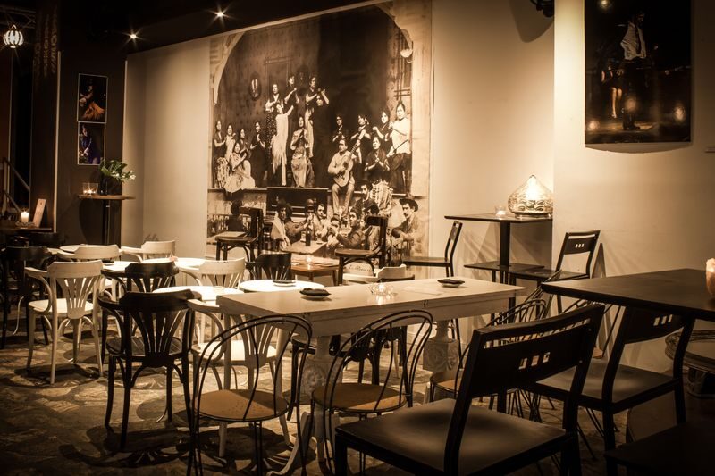 Cafe Ziryab Flamenco Show in Madrid - A drink is included, tapas cost extra