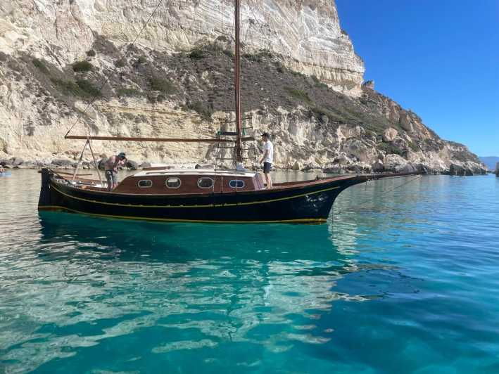Cagliari: Classic Boat Tour Along the Gulf With Tasting. - Itinerary Highlights