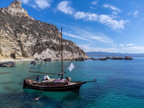 Cagliari: Classic Boat Tour Along the Gulf With Tasting. - Customer Reviews